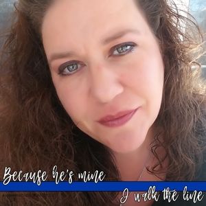 Meet your Posher, Laurie